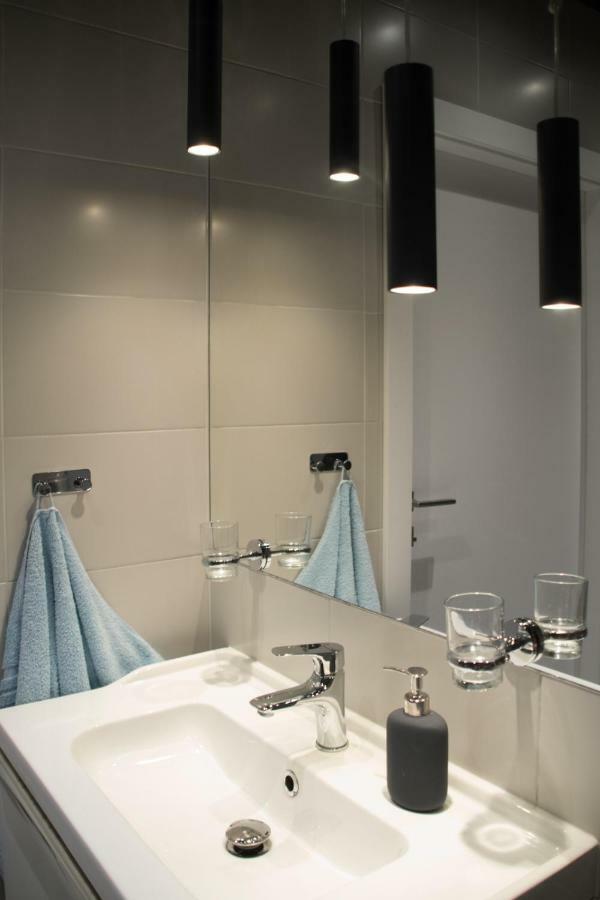 Tukej Apartament Na Nikiszu คาโตวีตเซ ภายนอก รูปภาพ